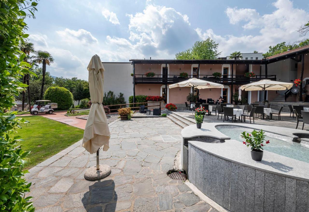 I Grappoli Hotel Sessa Bagian luar foto