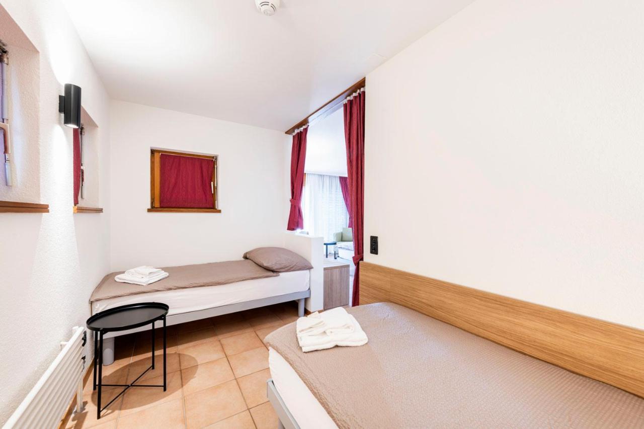 I Grappoli Hotel Sessa Bagian luar foto