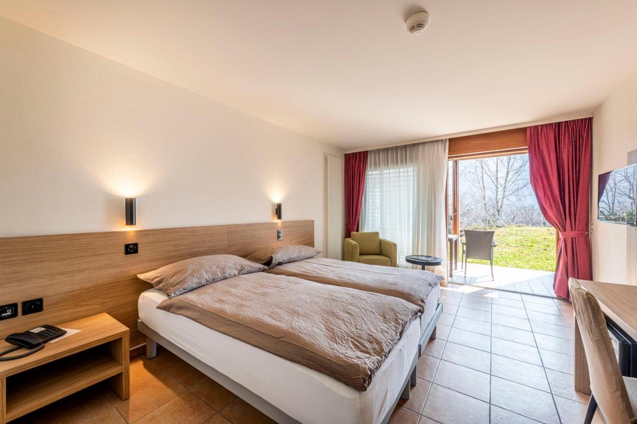 I Grappoli Hotel Sessa Bagian luar foto